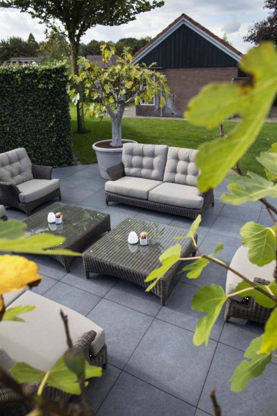 keramische_tegel_cera4line_imola_antraciet_60x60x4_cm_gardenlux