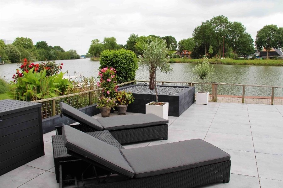 keramische_terrastegel_cera3line_downtown_grey_90x90x3cm_gardenlux