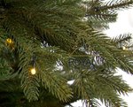 kunstkerstboom_spitsbergen_takken_led