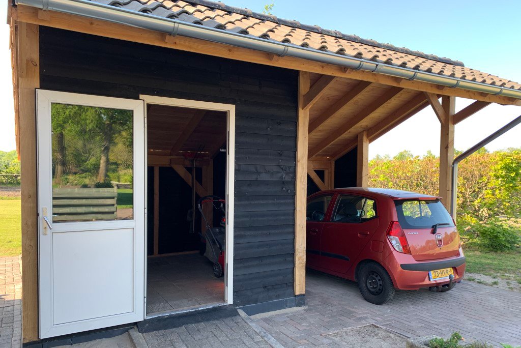 markelo_kapschuur_met_berging