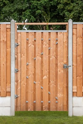 model_Schuttingdeur_In_Betonpaal_Gadero2