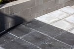 model_beton_tegels_grijs_en_zwart_30_x_30_x_45cm_per_54_m2
