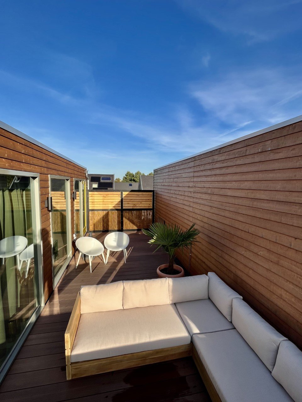 model_dakterras_massief_bruin_composiet