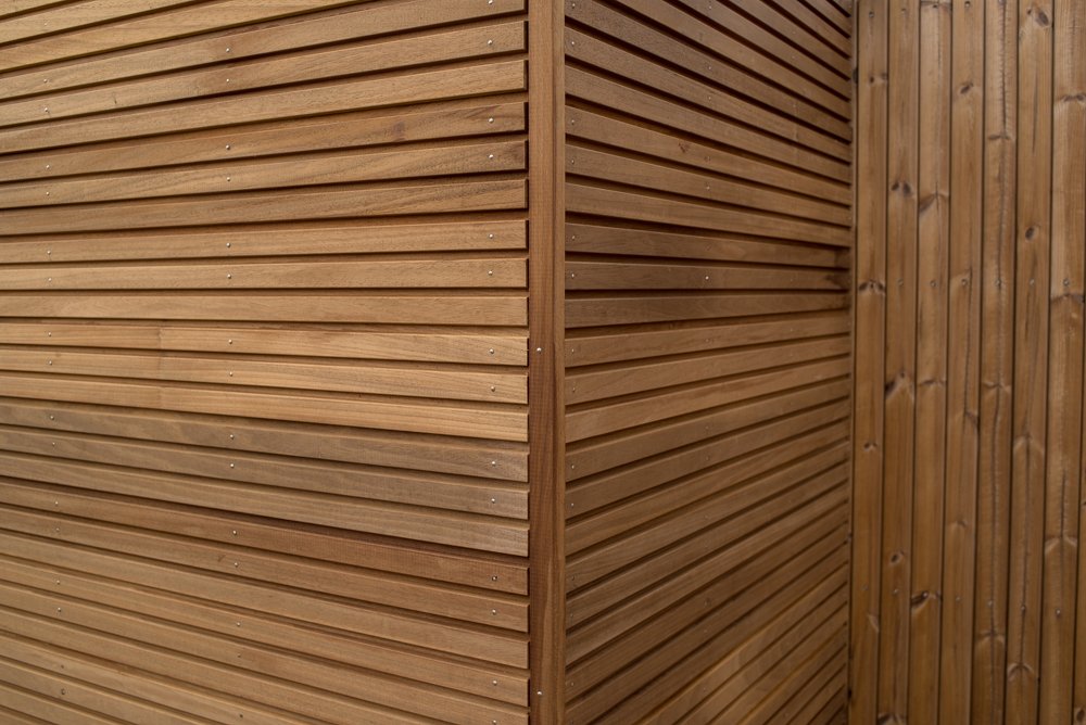 model_gadero_tv_110_padouk_rhombus_bekleding_schuttingen_29