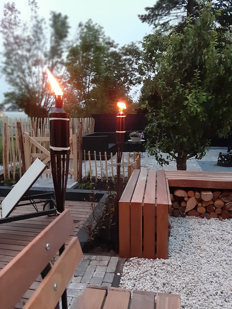 model_klantfoto_tuin_ipe_hardhout_kastanje_hek