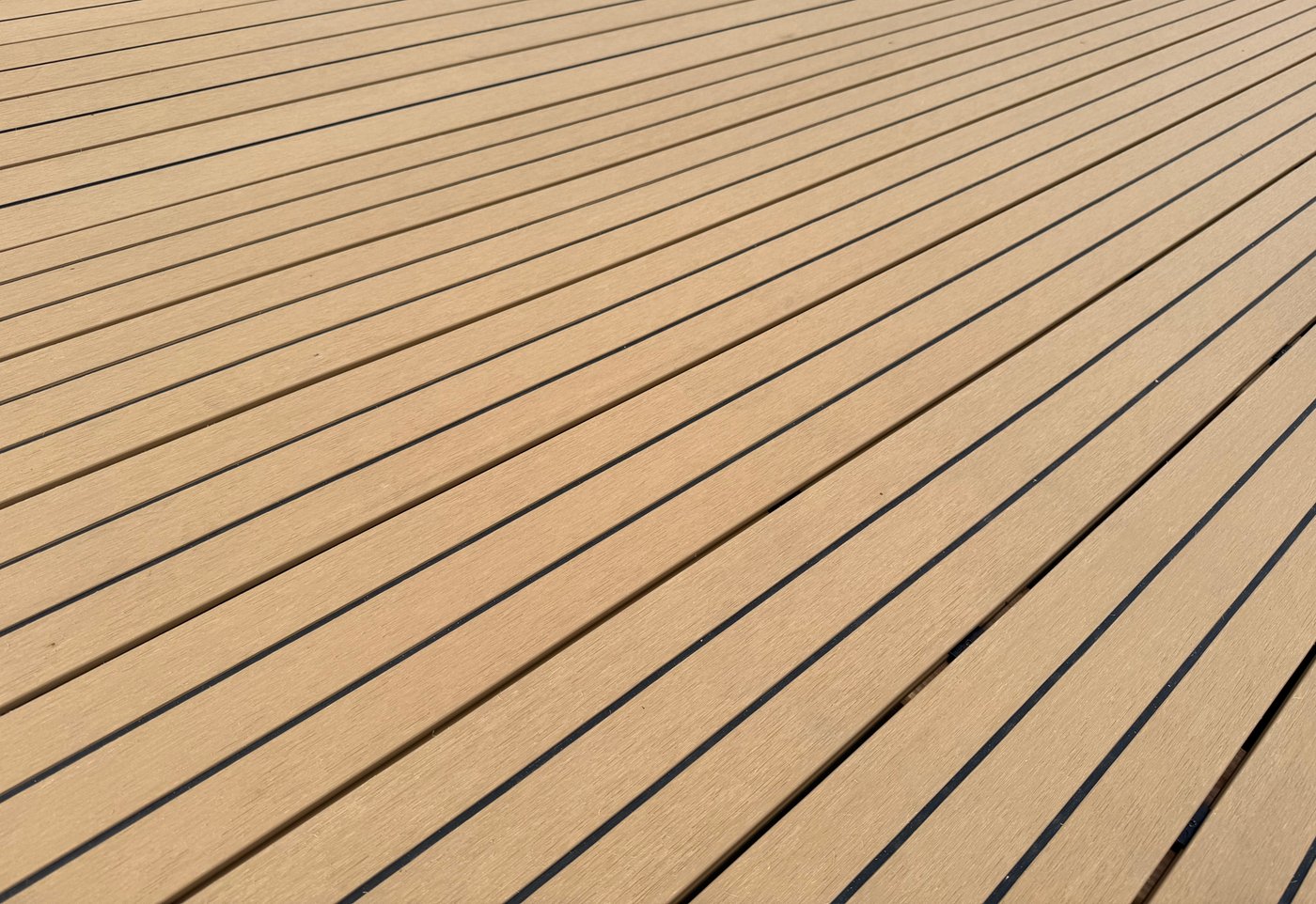 model_puradock_composiet_vlonderplank_sfeerfoto