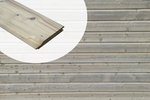 model_rabatdeel_grenen_grijs_geimpregneerd_sfeer