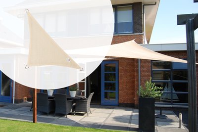 model_schaduwdoek_driehoek_500_x_500_x_710_cm_90_graden_extra_groot