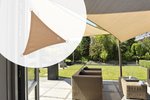 model_schaduwdoek_driehoek_500_x_500_x_500_cm_nesling_in_6_kleuren