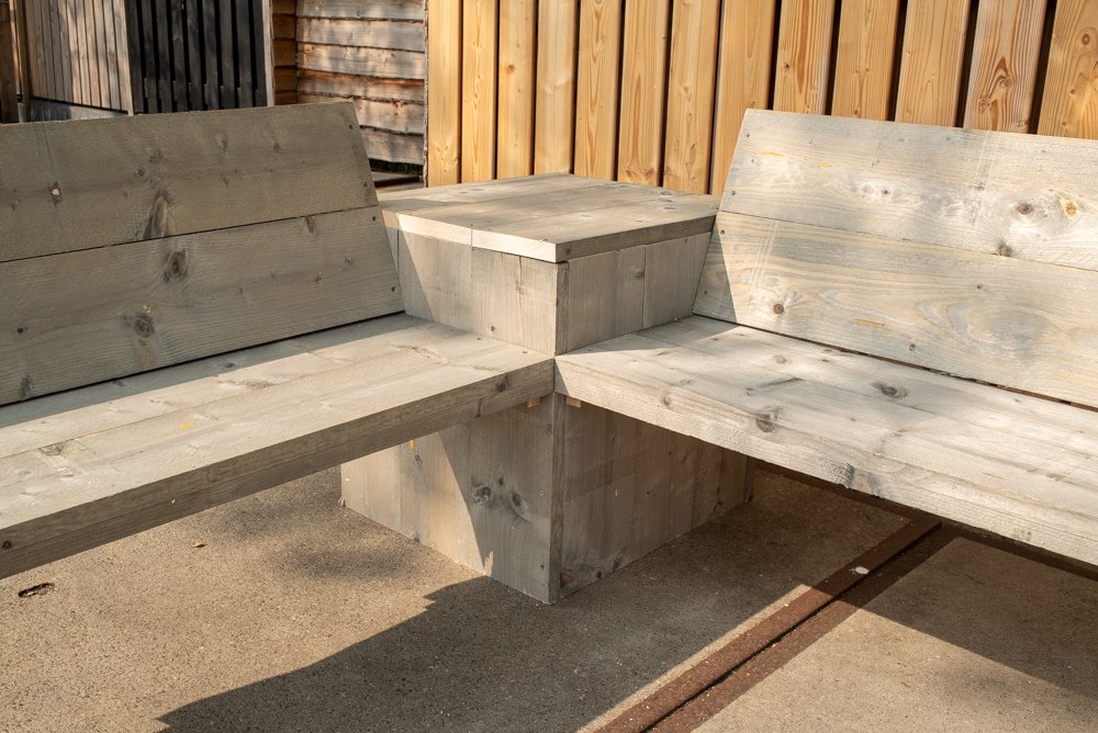 model_steigerhouten_loungebank_maken_4
