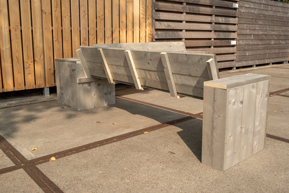 model_steigerhouten_loungebank_maken_6