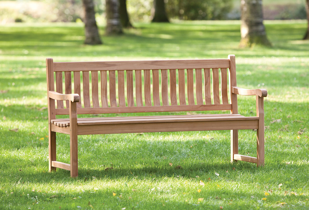 model_teak_bank_bretagne