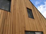 model_thermoline_ayous_channelsiding_21x90_thermisch_gemodificeerd_glad_geschaafd_sfeer_2