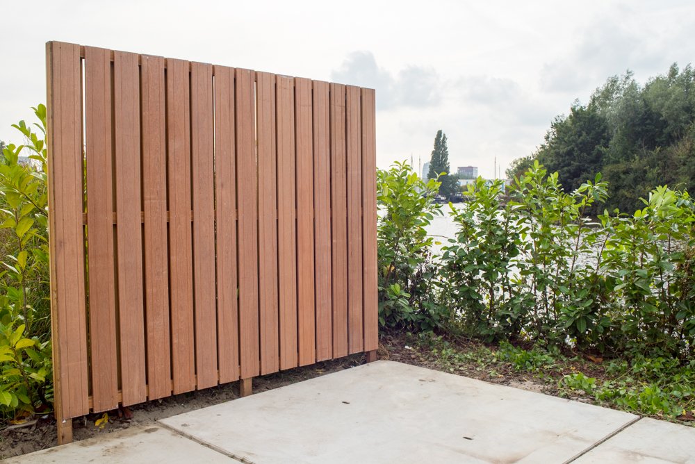 model_verticale_planken_schutting_hardhout_0
