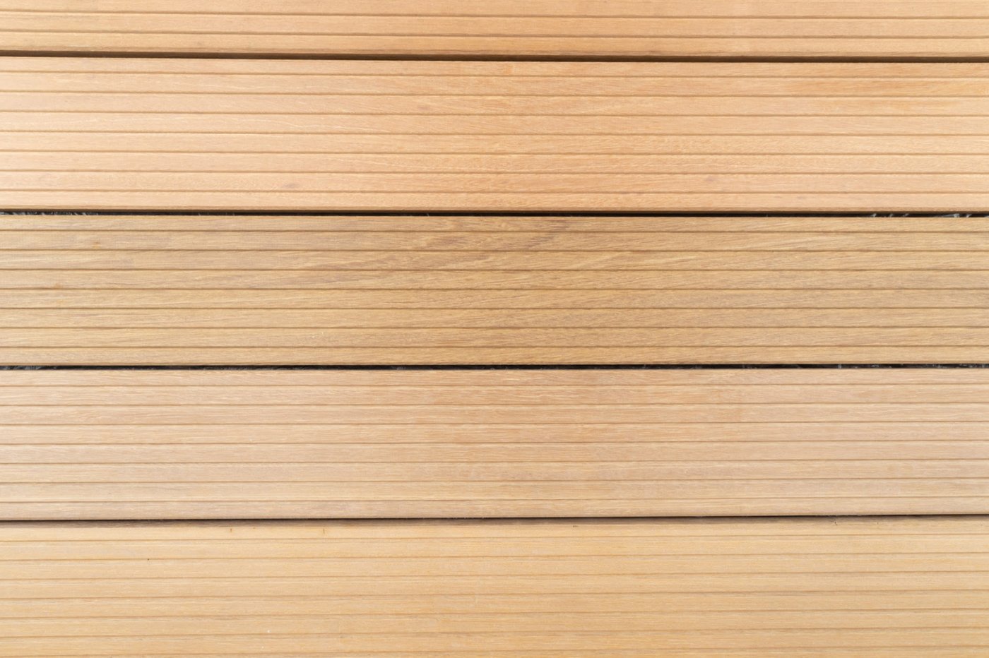 model_vlonderplank_bankirai_hardhout_25x145cm_groef_glad_7_groeven_terras