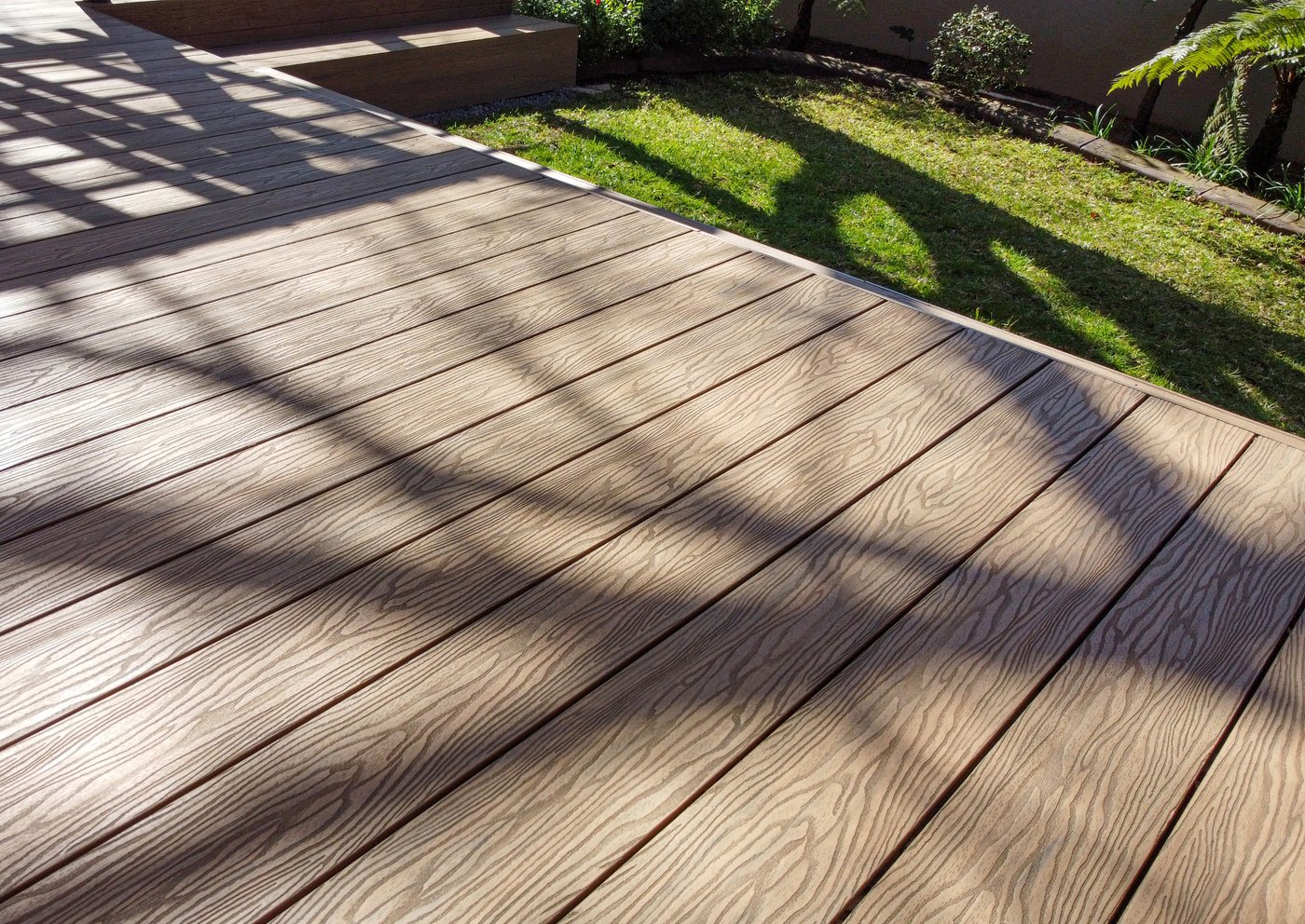 model_vlonderplank_composiet_timmdek_autumn_maple_sfeerfoto