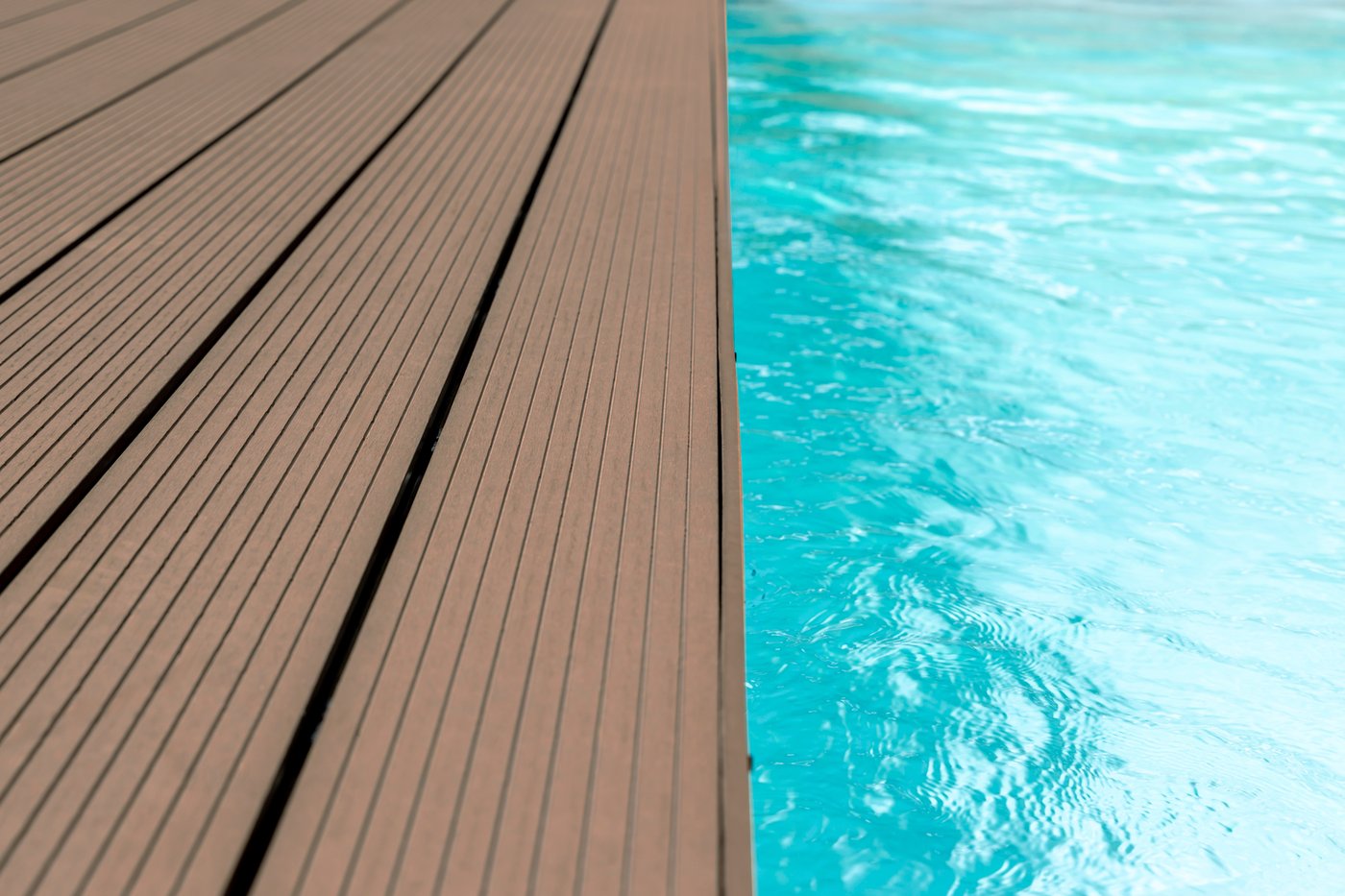 model_vlonderplank_composiet_timmdek_the_andes_pecan_sfeerfoto_2