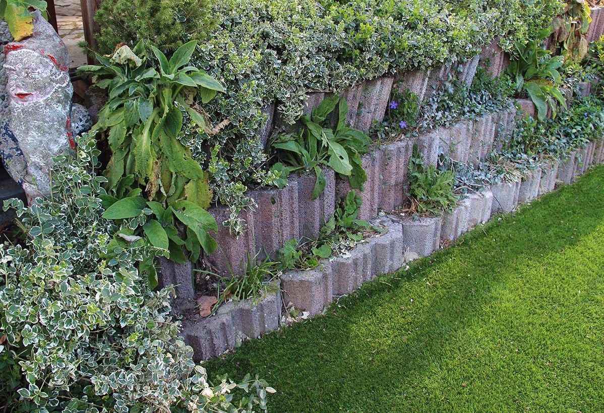ovalflor_40x21x20cm_zwart_gardenlux_sfeer