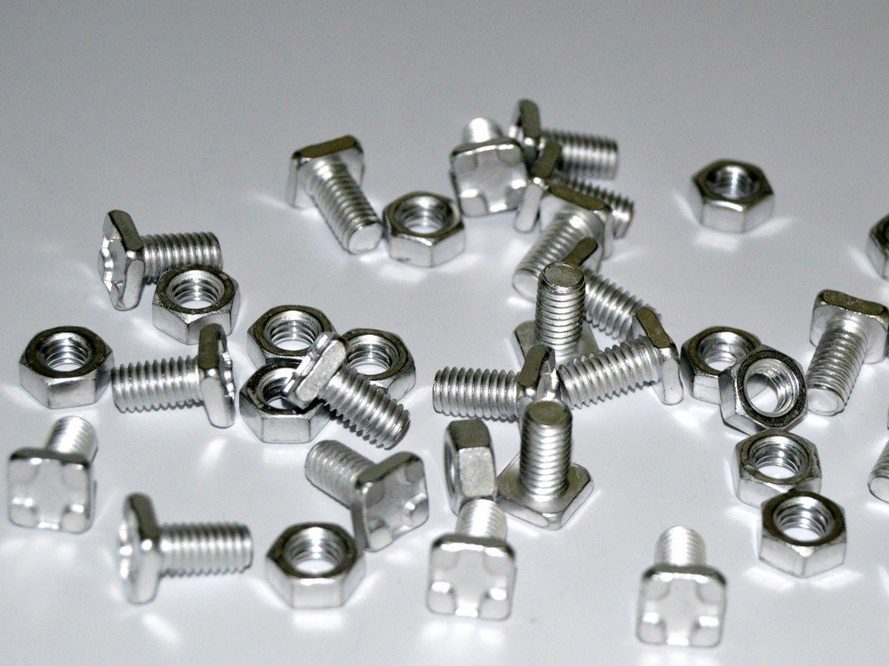 royal_well_bouten_en_moeren_aluminium_tuinkas