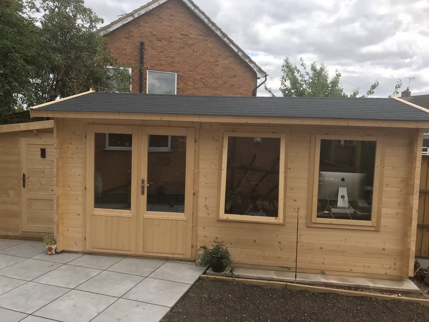 sf_Aiste_Log_Cabin_Side_Annexe