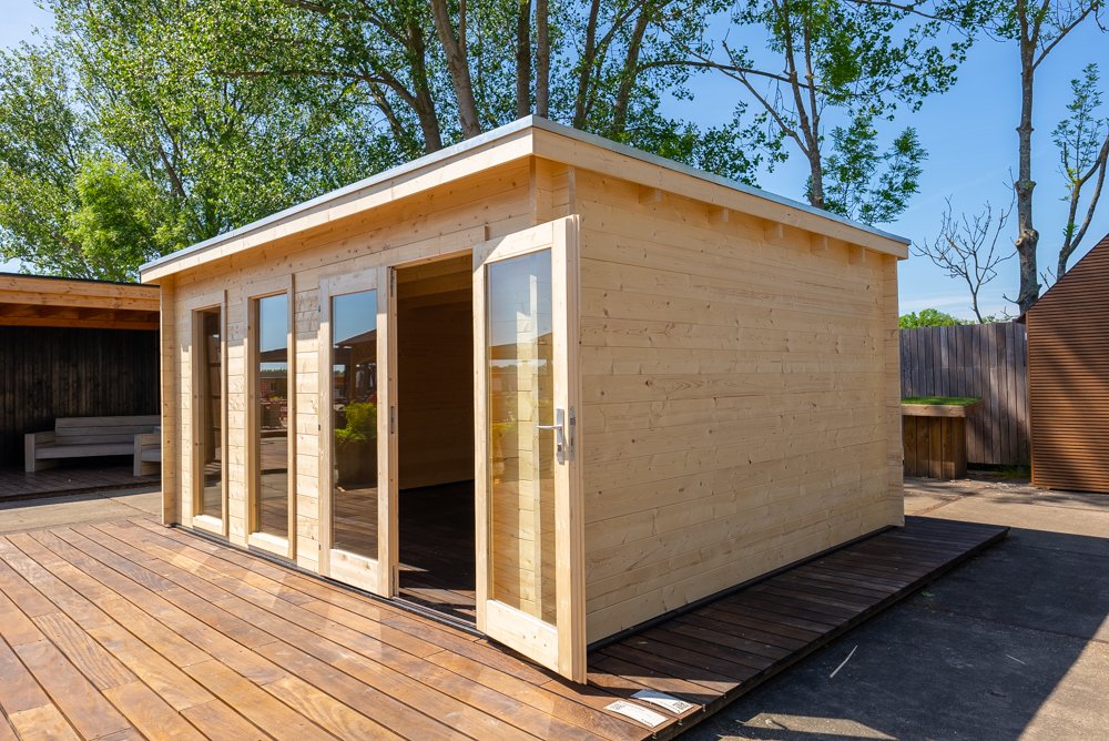 sf_Annabel_Log_Cabin_1