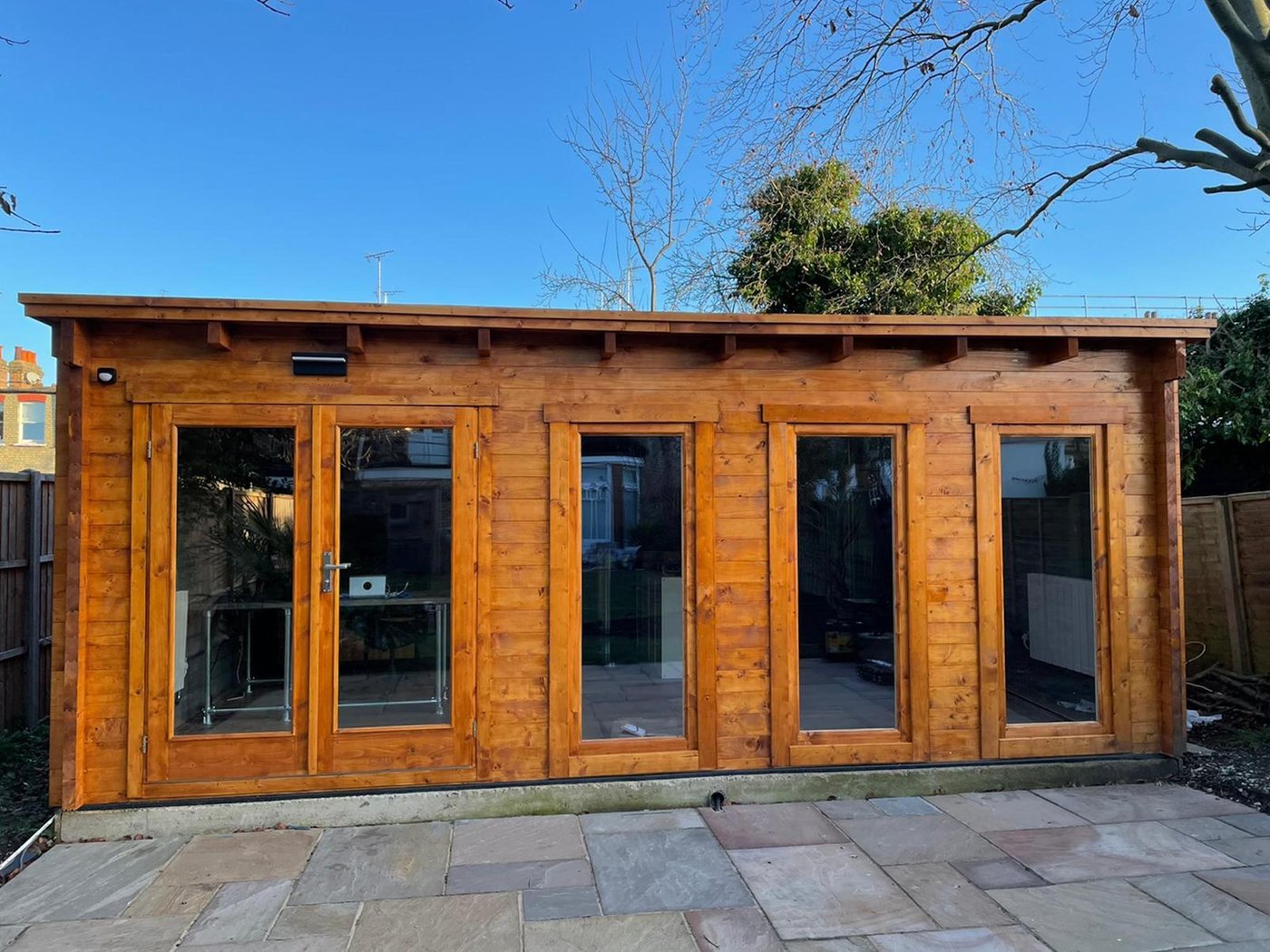 sf_Gabriella_Log_Cabin