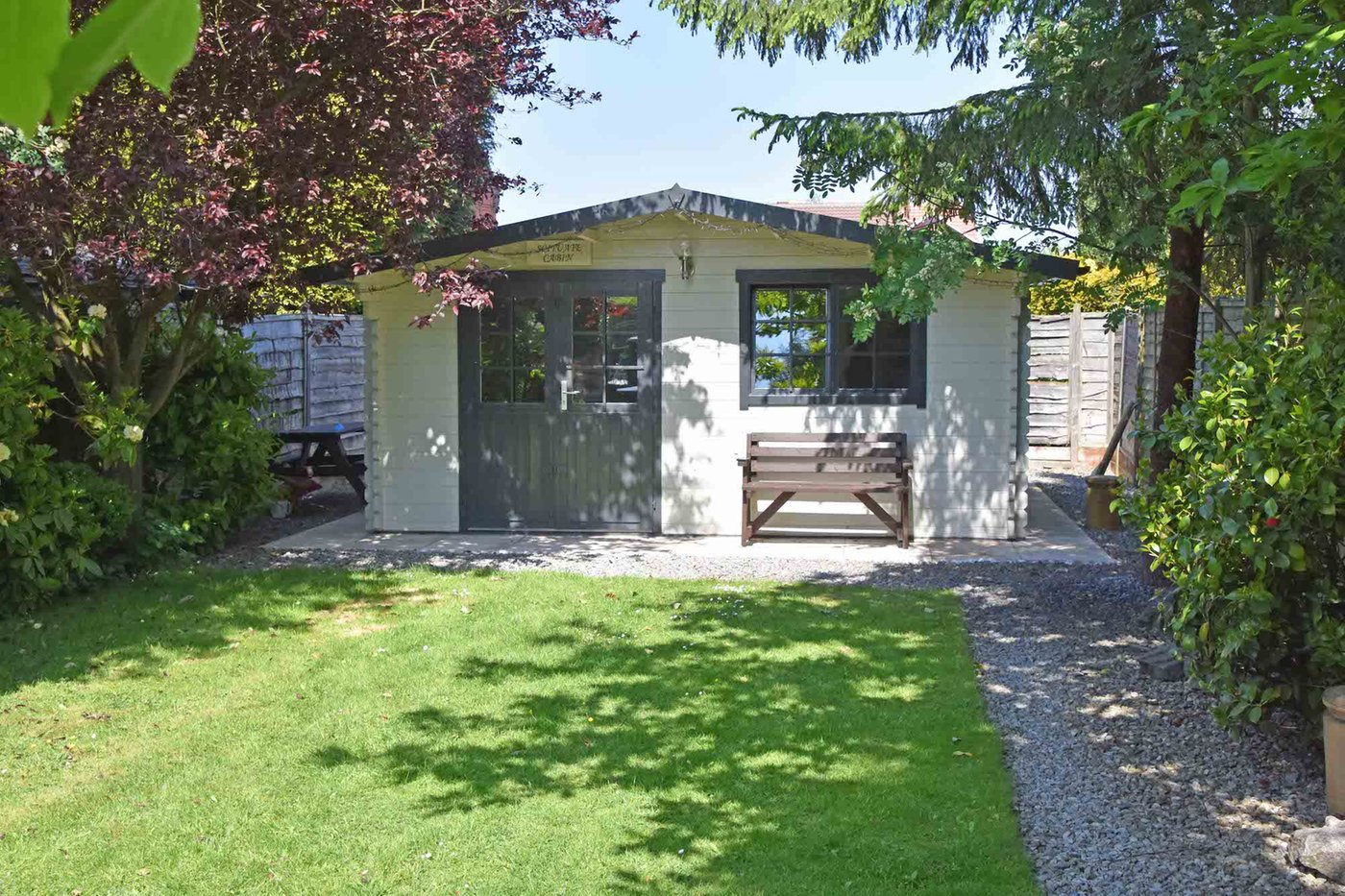 sf_Hendrick_Log_Cabin_Front