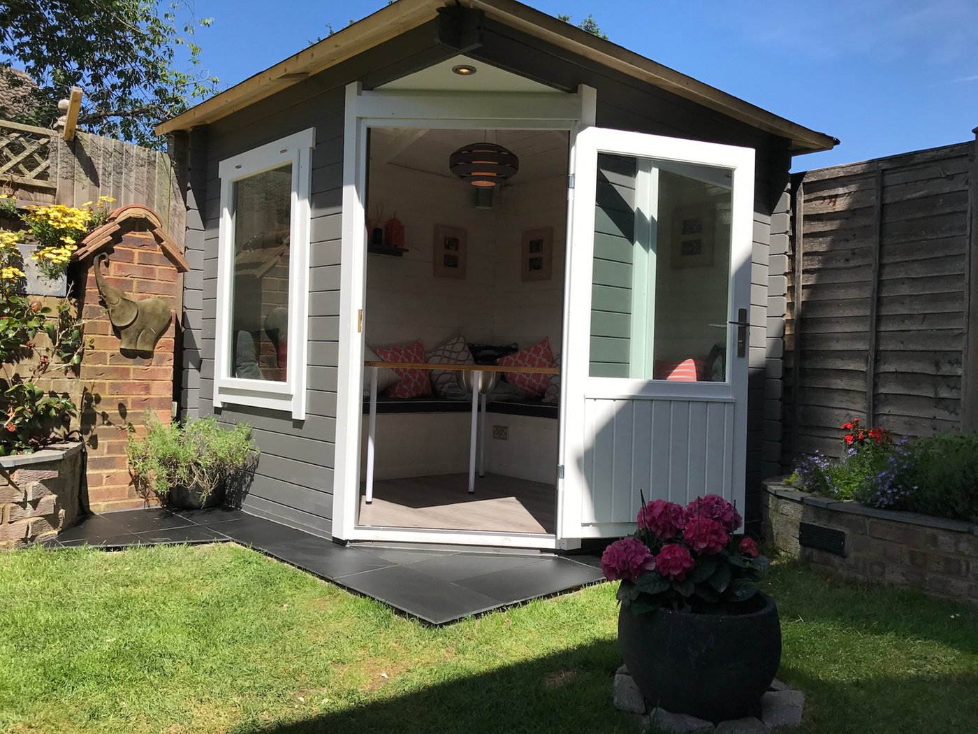 sf_Jos_Log_Cabin_Grey