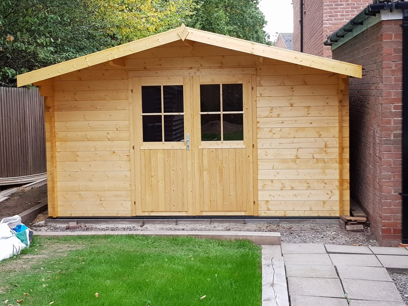 sf_Palma_Log_Cabin_Install