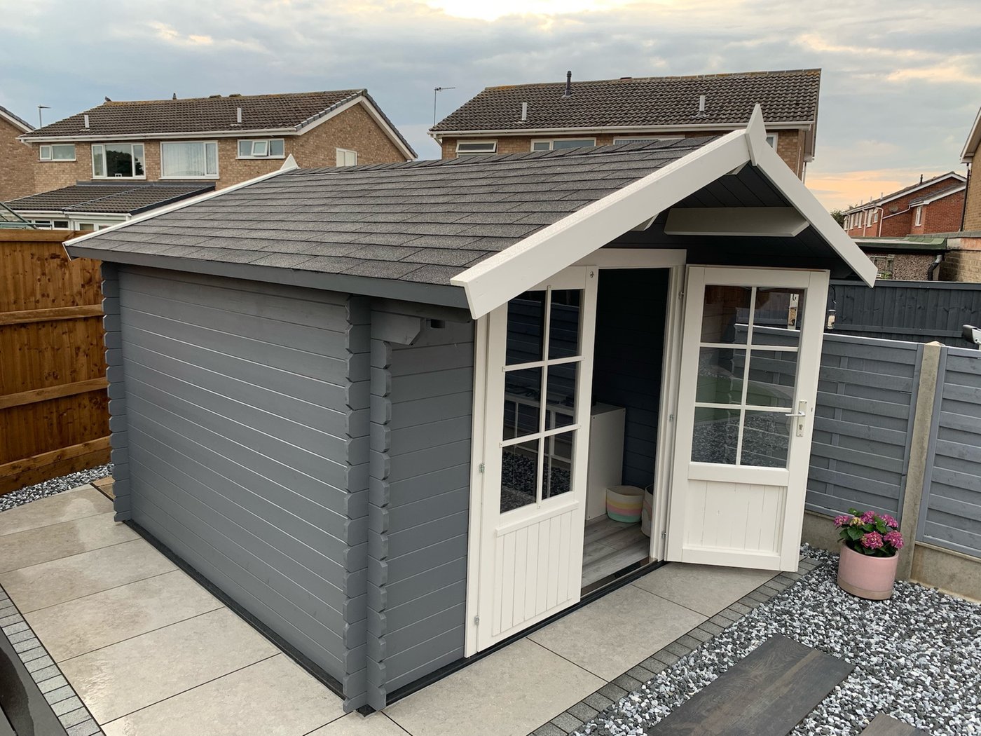 sf_Perlund_Cabin_Side