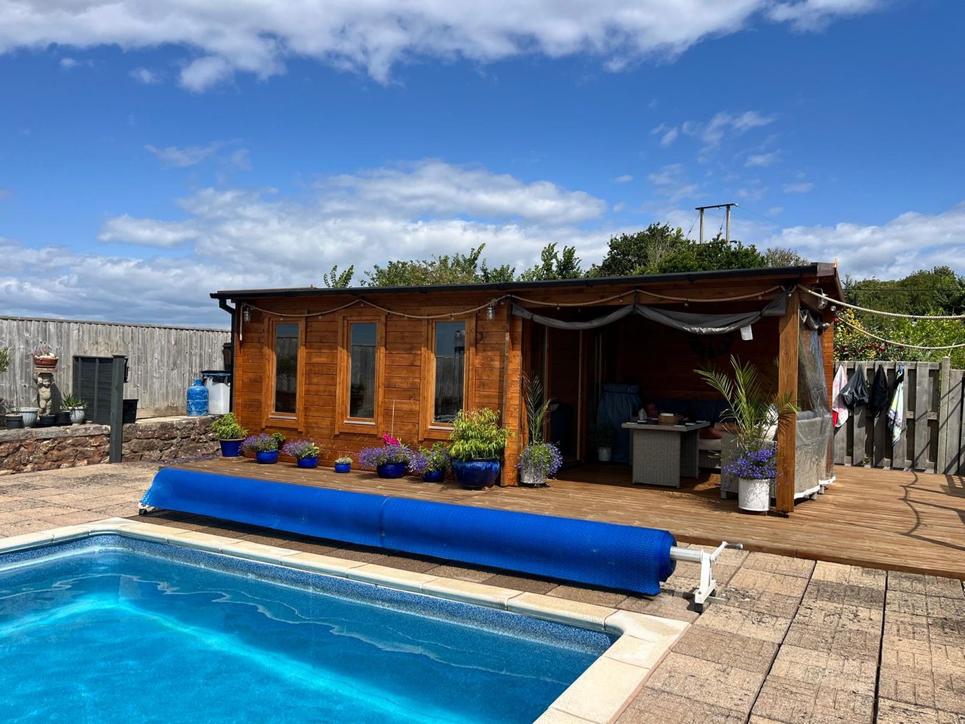 sf_Skeg_Log_Cabin_1