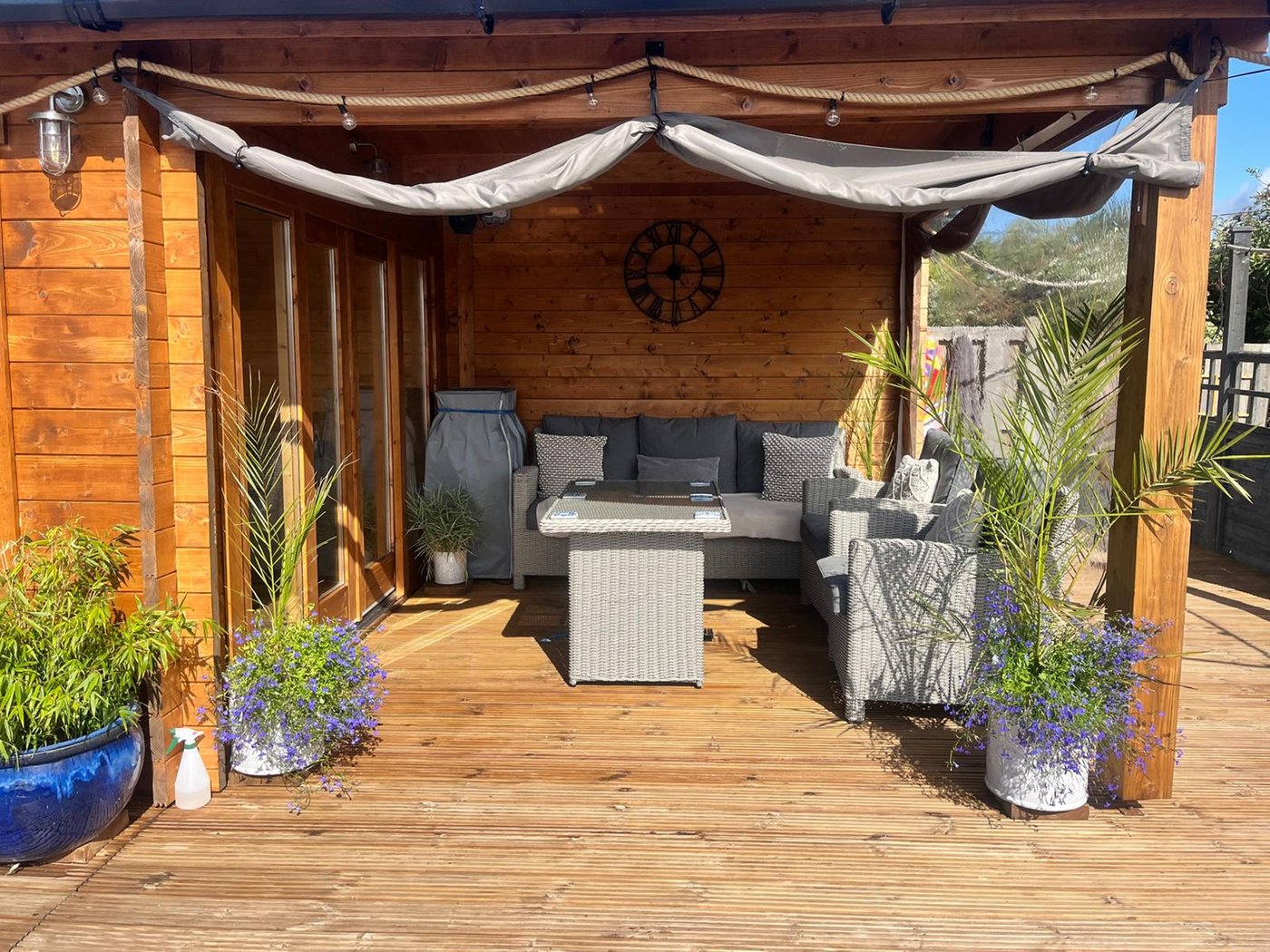 sf_Skeg_Log_Cabin_2