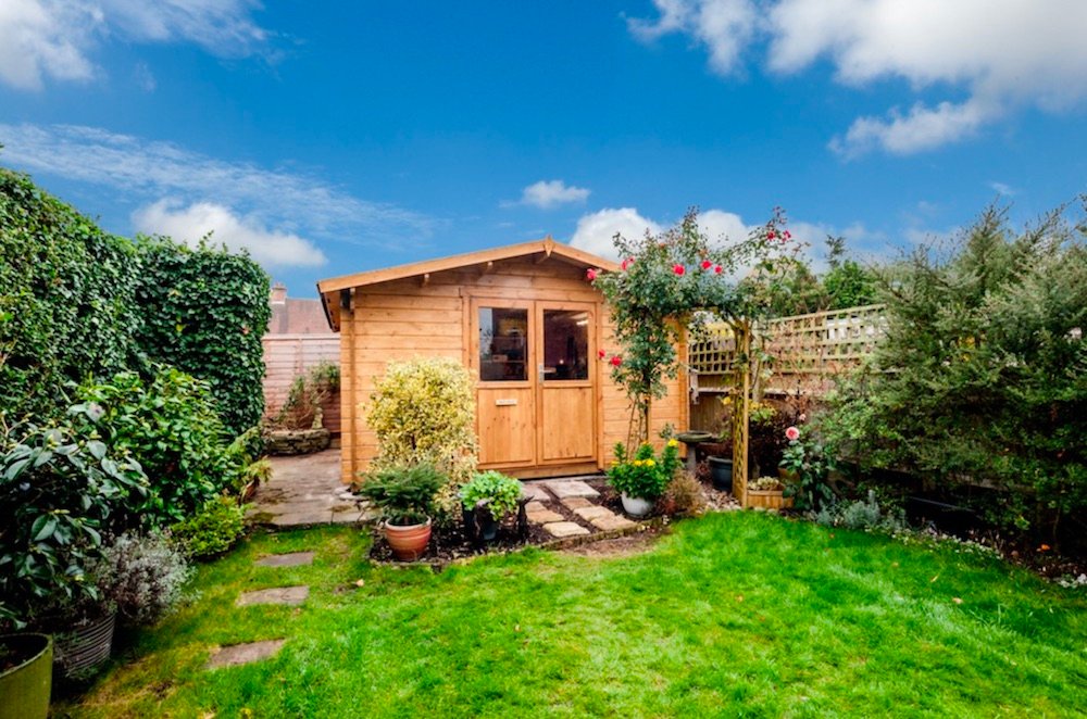 sf_gunda_log_cabin_install_1