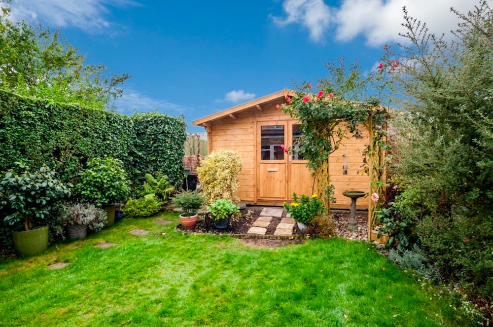 sf_gunda_log_cabin_install