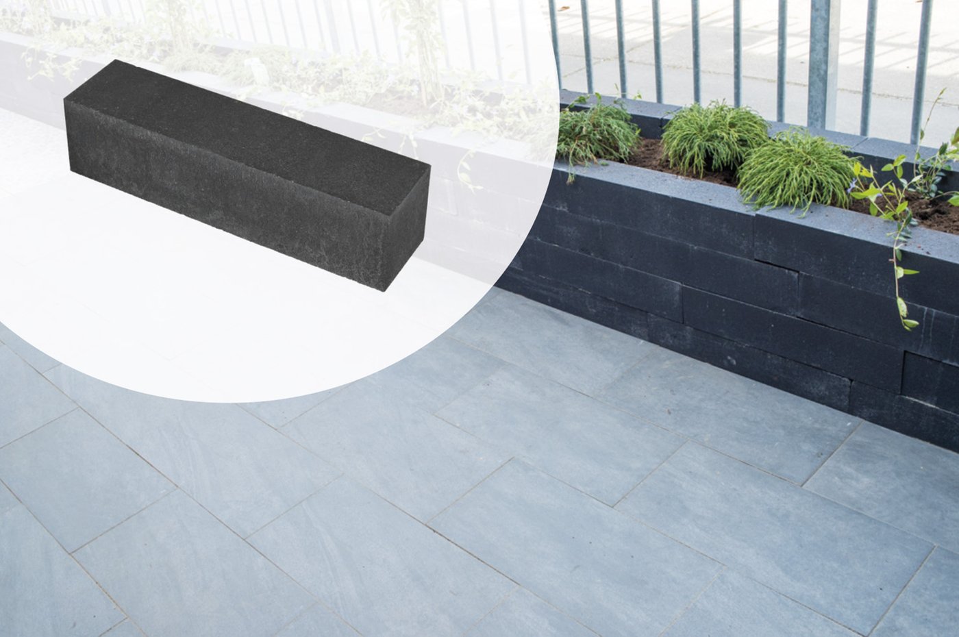 stapelblokken_12x12x60cm_antraciet_paved_sfeer