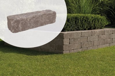 stapelblokken_linea_excellence_getrommeld_15x15x60cm_taupe_sfeerfoto