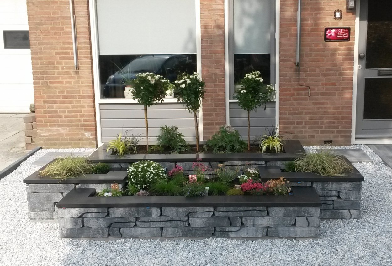 stone_walling_grijs_zwart_met_arctic_blue