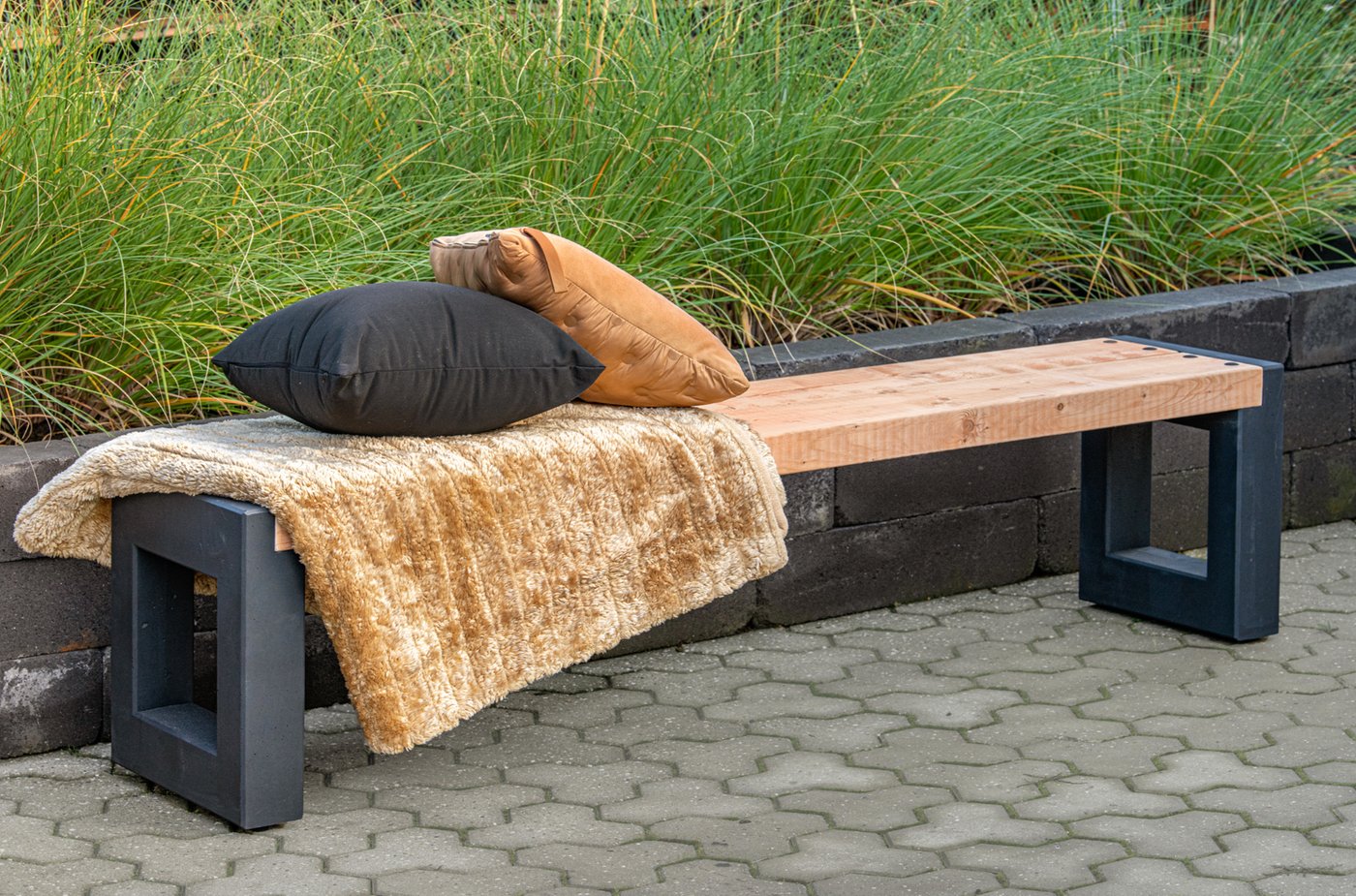tuinbank_beton_red_class_sfeer