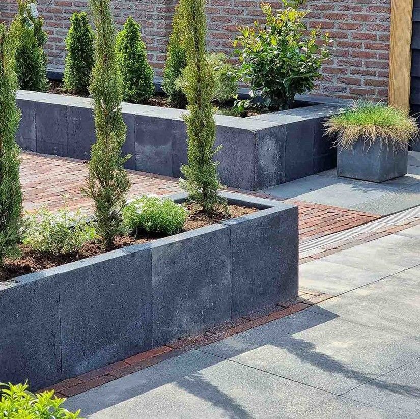 u_element_hoek_40x40x50cm_zwart_gardenlux_sfeer