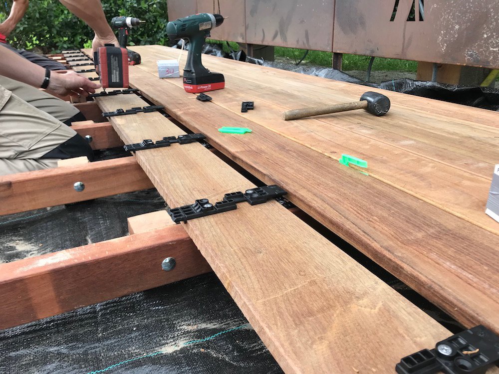 vlonderplank_blind_bevestigen_hapax_fixing_pro_1