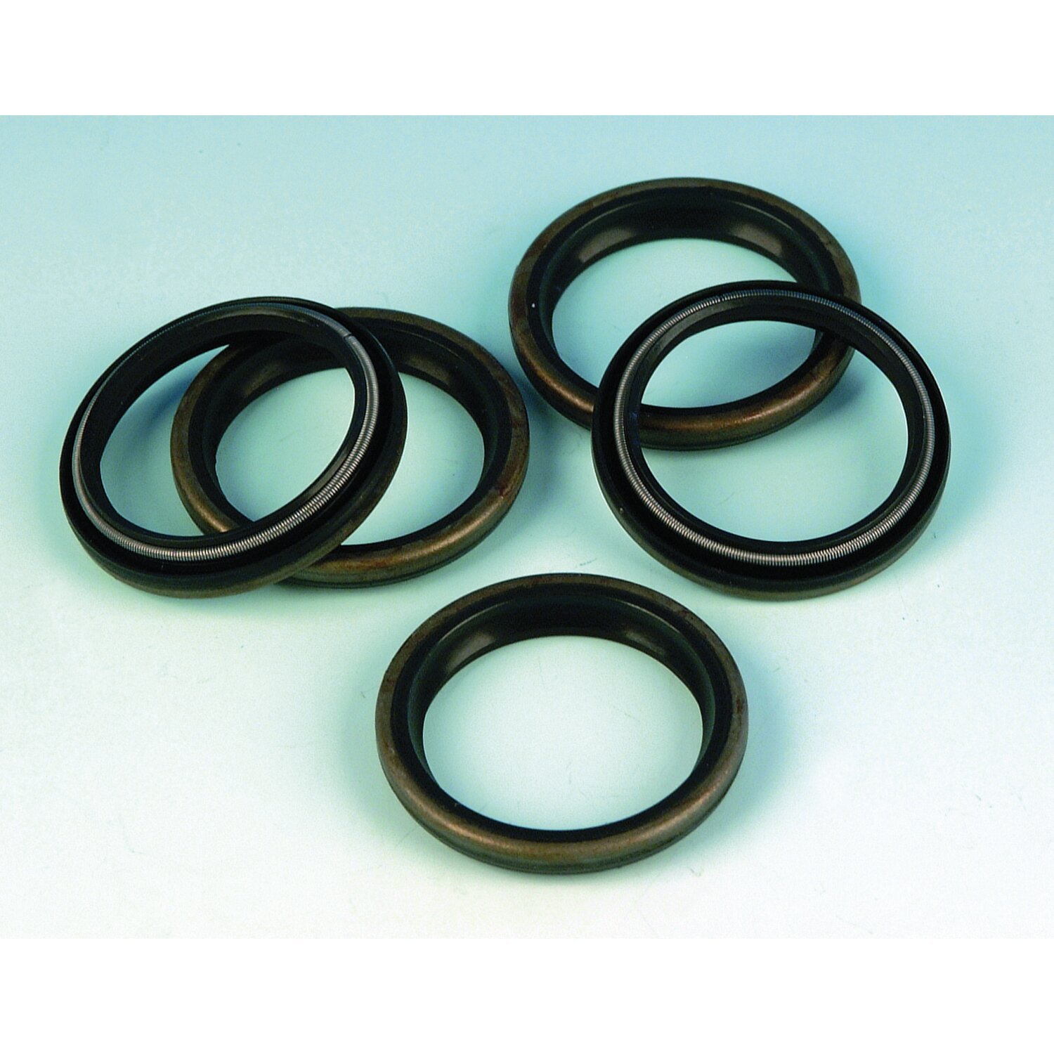 James, oil seal transmission main drive gear. 4th gear