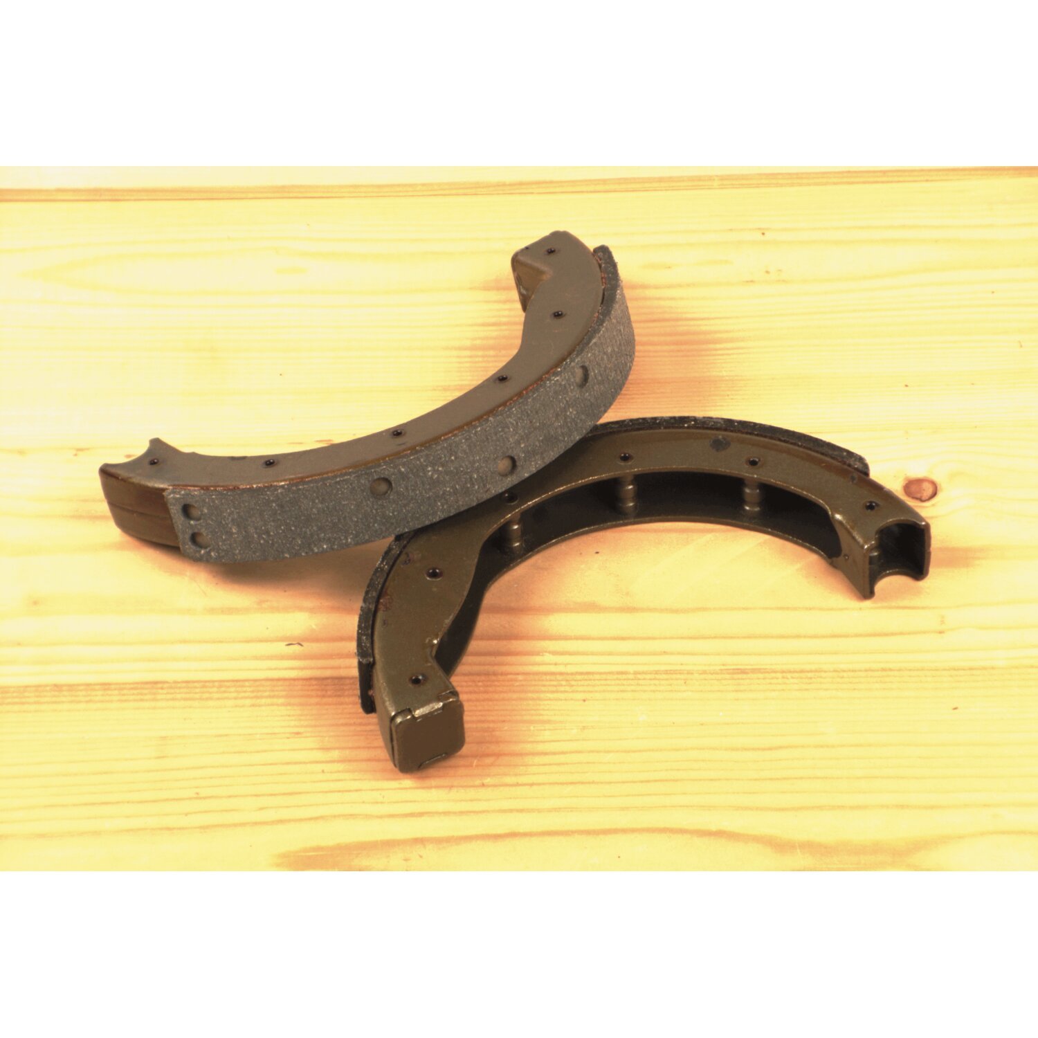 Brake shoes & linings, rear/front