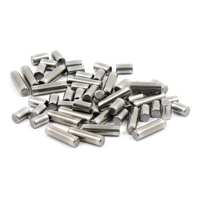 Used on 87-99 Big Twin (excl. Twin Cam) that are converted from one-piece bearings to cages with loose rollers. Used with steel cages. Incl. 32 x short rollers, 16 x long rollers. Repl. 9106A + 9184.
Note: For reference STD size is .1875" OD x .3240" (short) and .1875" OD x .5815" (long).