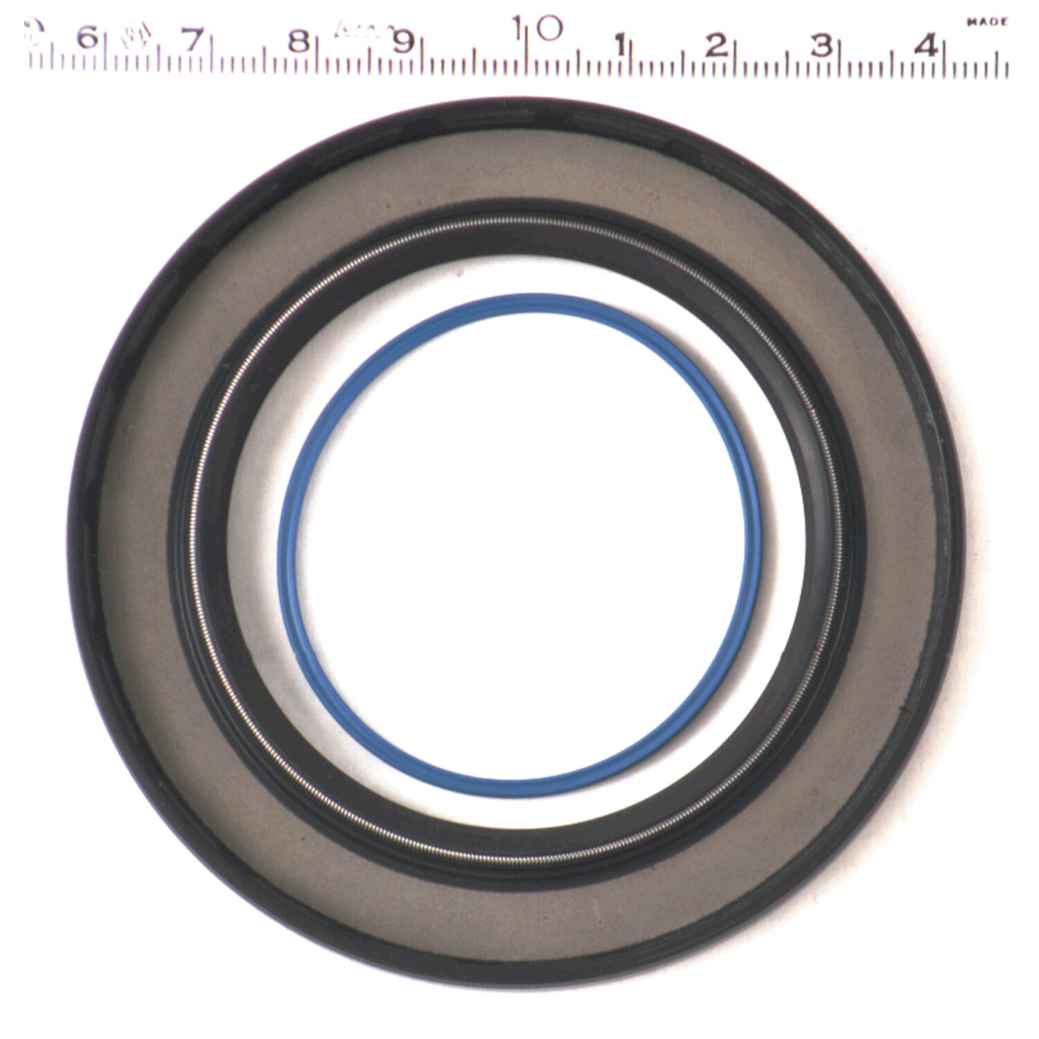 James, transmission mainshaft oil seal