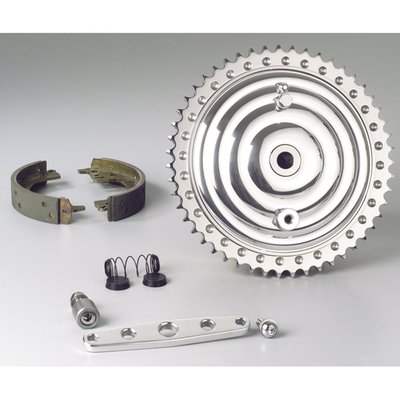 Chrome fins, radical retro