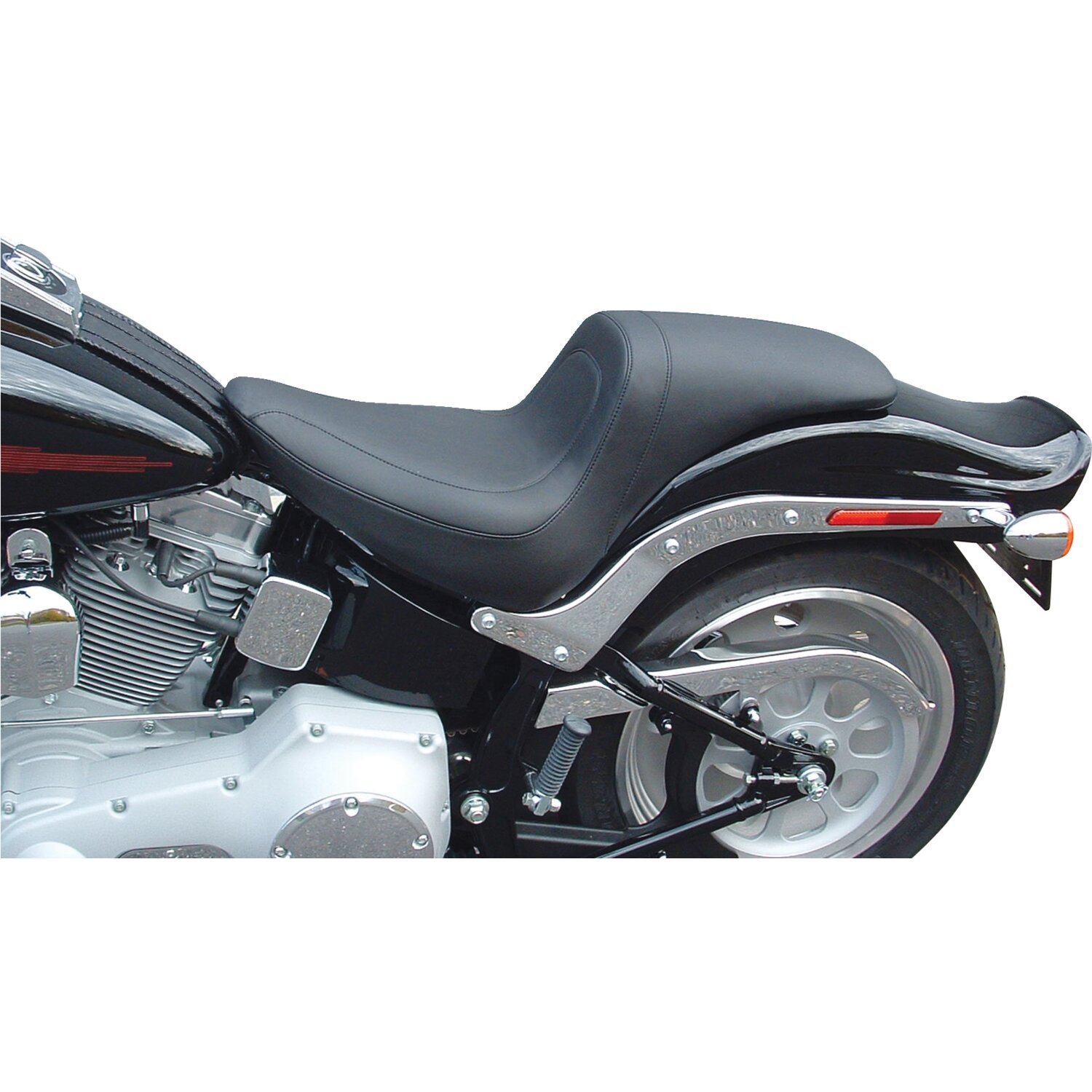 Mustang, Tripper Fastback 2-up one-piece seat, Black