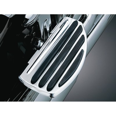 For rider or passenger. Allows installation on a footpeg mount.
Note: 541161 / 567301 splined male mount adapter is required for installation, and must be purchased separately. Installation however is not recommend for use on mounts fastened to the motorcycle with just a single fastener.
Note: Leverage forces will cause the board to 'twist' and loosen itself from the motorcycle. Make sure the boards are adequately fastened.