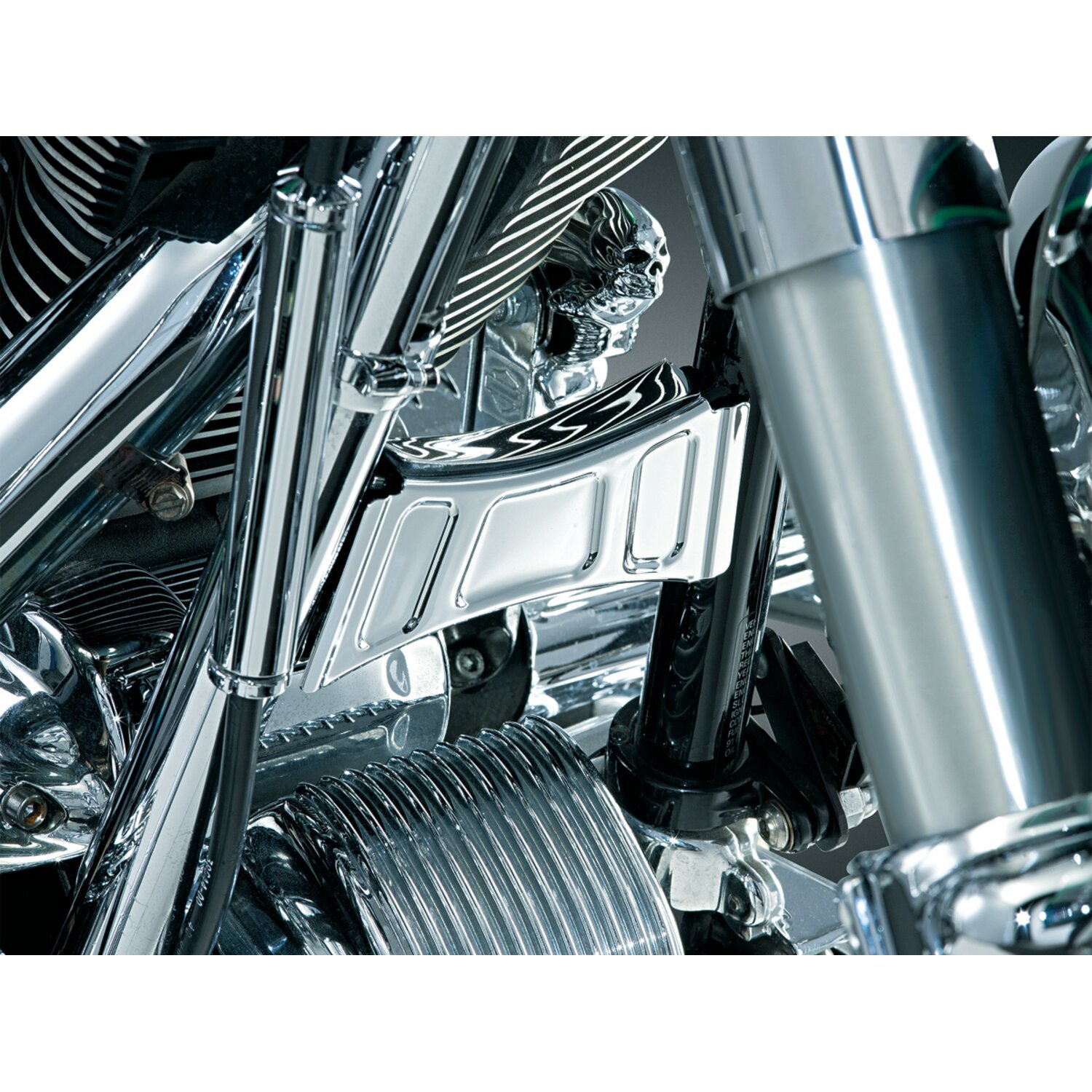 Kuryakyn, Downtube crossbrace cover, Unpainted, Chrome