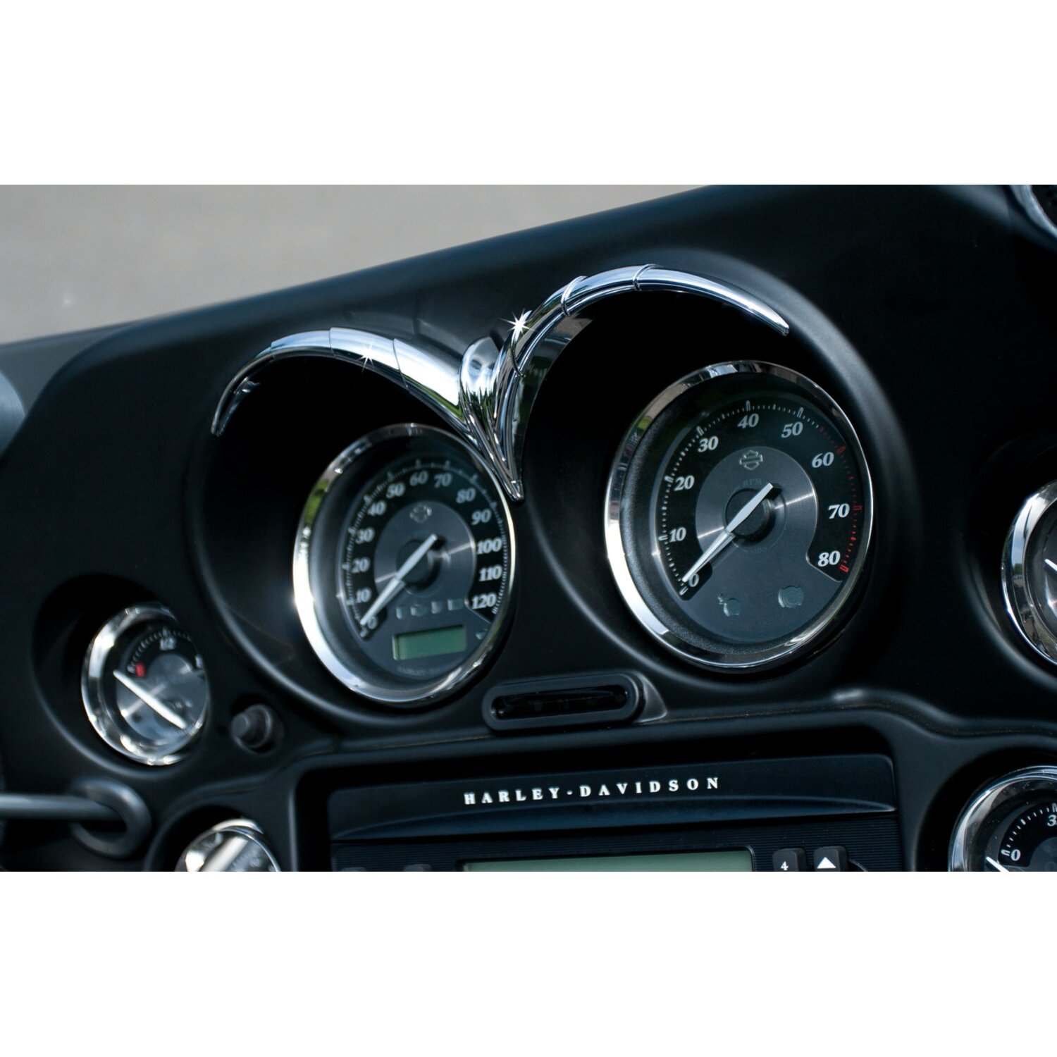 Kuryakyn, Speedo & tach brow, Chrome