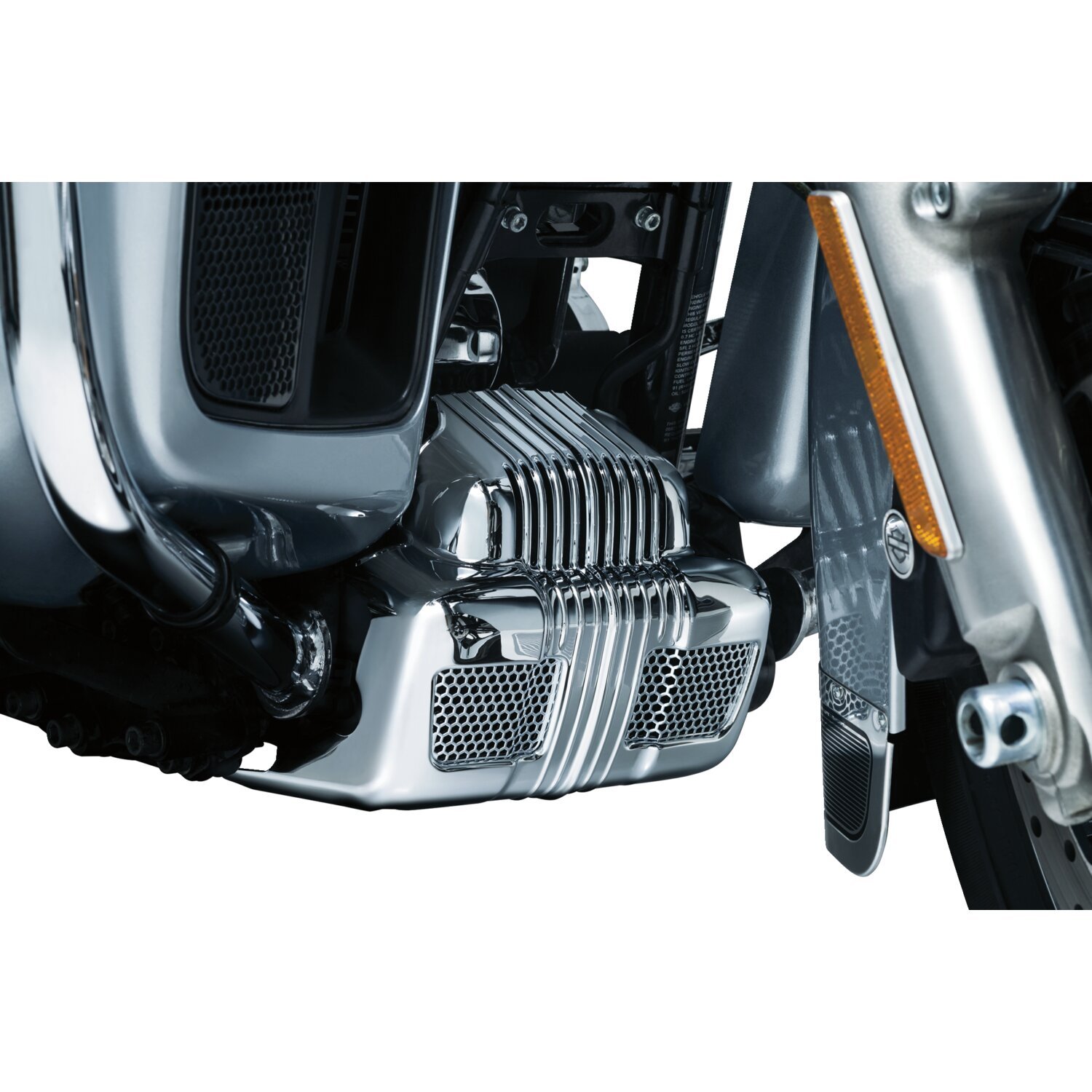 Kuryakyn, Water pump/voltage regulator cover, Silver, Chrome